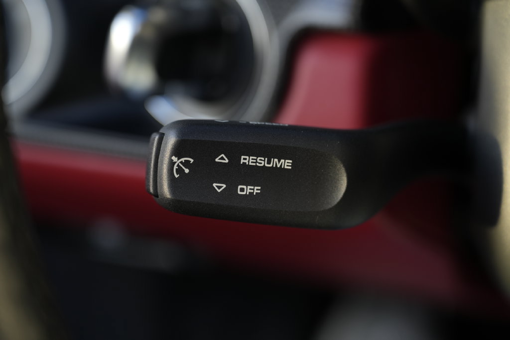 Used 2014 Porsche 911 Turbo S AWD/4WD image 98