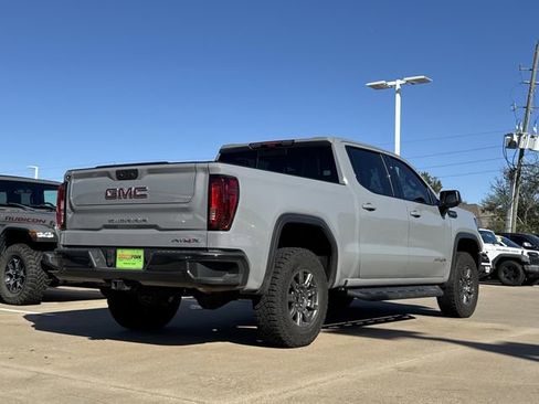 Used 2021 GMC Sierra 1500 AT4 w/ AT4 Value Package image 4