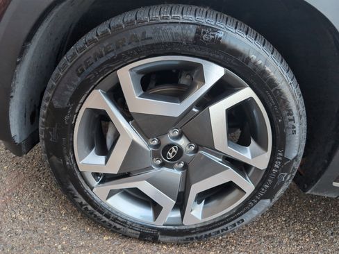 Used 2023 Hyundai Palisade SEL w/ Premium Package image 13