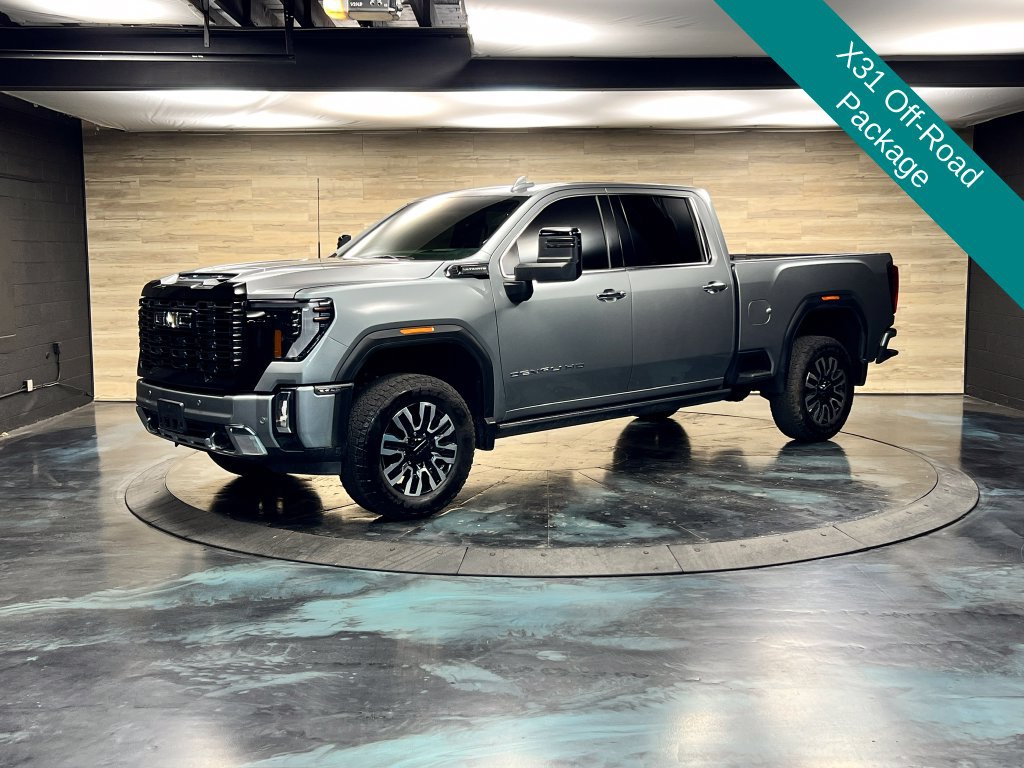 Used 2025 GMC Sierra 3500 Denali Ultimate AWD/4WD image 5