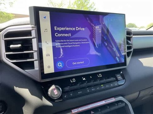 Used 2025 Toyota Tundra Limited image 24