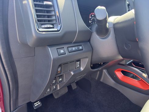 Certified 2023 Nissan Frontier PRO-4X w/ Pro-4X Premium Package AWD/4WD image 16
