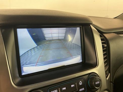 Used 2018 Chevrolet Tahoe LT image 18