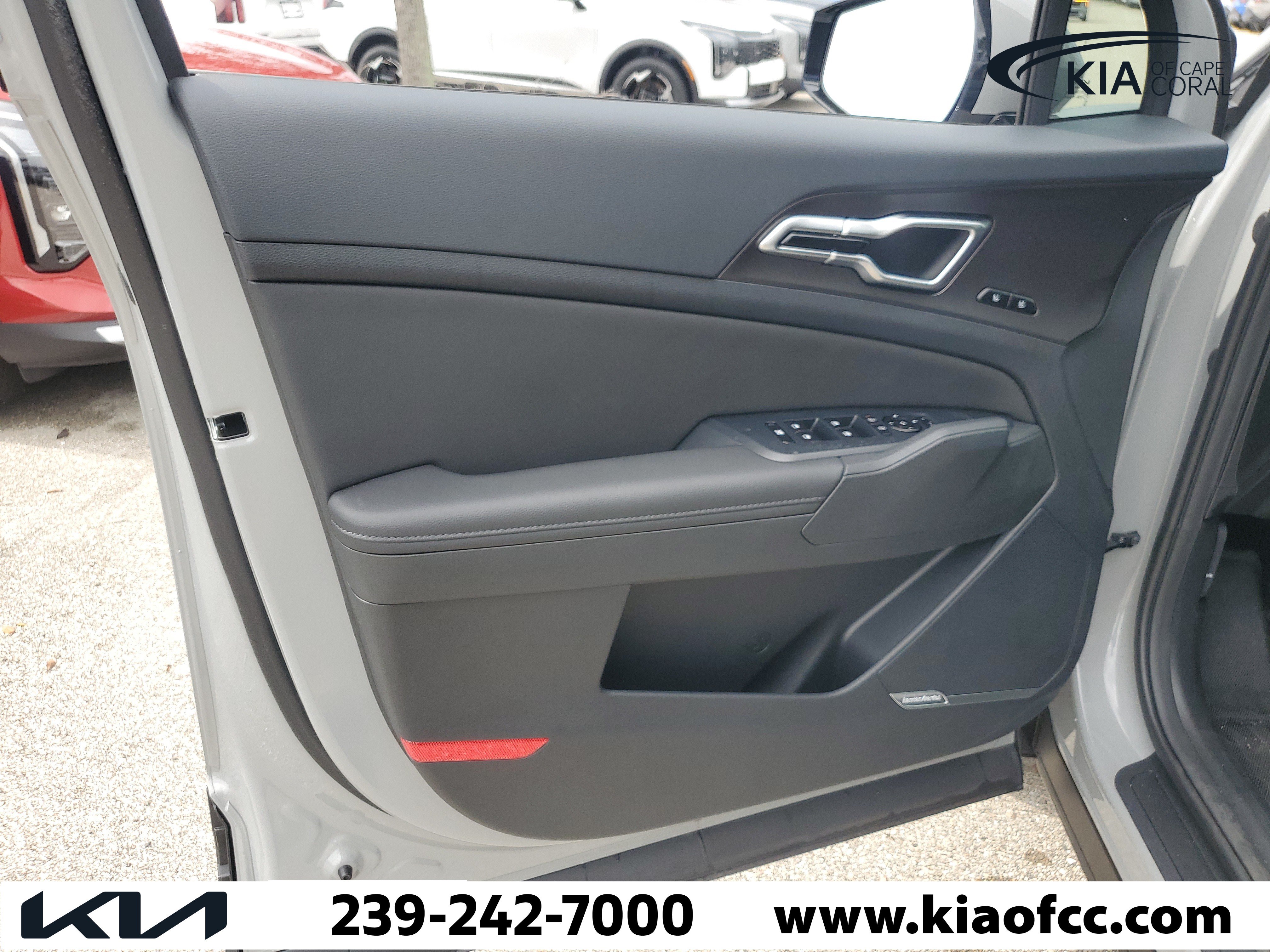 New 2026 Kia Sportage SX FWD image 18