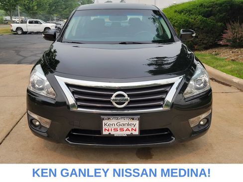 Used 2013 Nissan Altima 2.5 SL w/ 2.5 Moonroof Pkg FWD image 8
