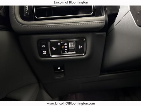 Certified 2022 Lincoln Nautilus Reserve w/ Equipment Group 201A image 38