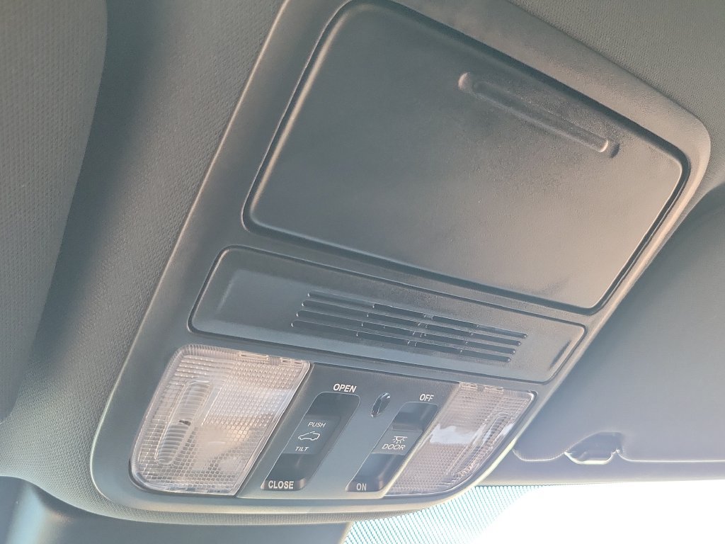 Used 2024 Honda Odyssey Sport image 14