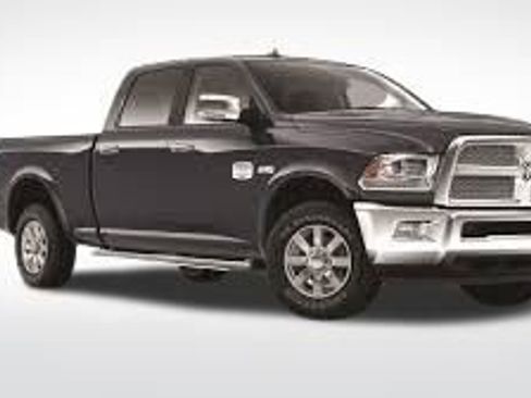 Used 2016 RAM 2500 SLT w/ Luxury Group AWD/4WD image 1