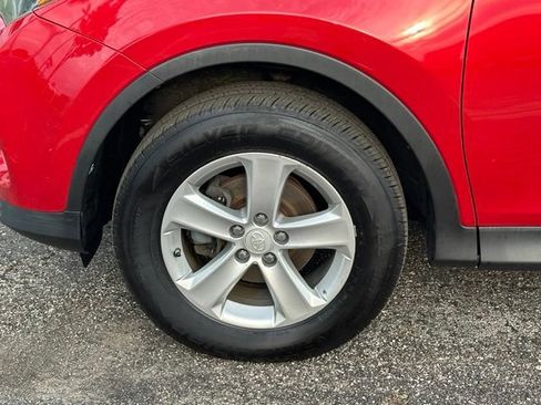 Used 2013 Toyota RAV4 XLE AWD/4WD image 10