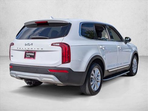 Used 2022 Kia Telluride LX AWD/4WD image 5