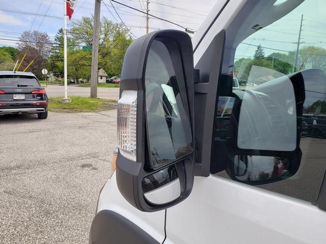 Used 2025 RAM ProMaster 1500 w/ Convenience Group FWD image 11