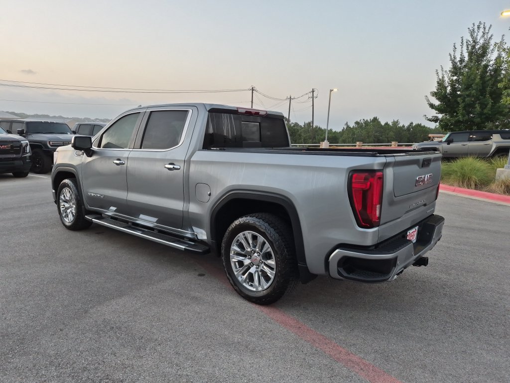 Used 2025 GMC Sierra 1500 Denali AWD/4WD image 7