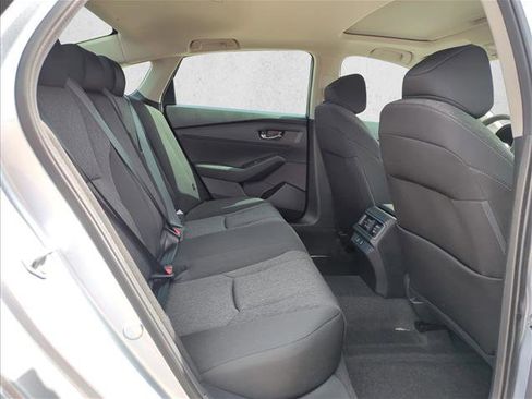 Used 2025 Honda Accord SE image 14