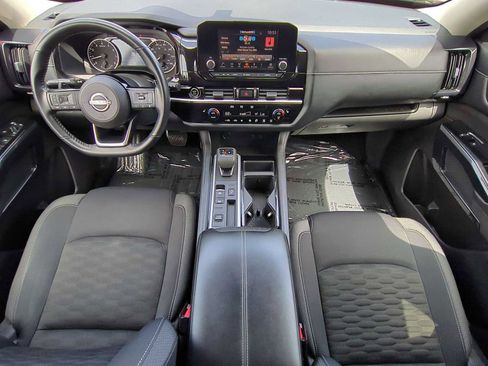 Used 2022 Nissan Pathfinder SV FWD image 13