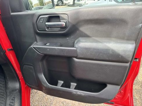 Used 2019 Chevrolet Silverado 1500 Custom image 17