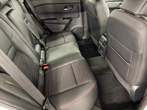 Used 2025 Nissan Rogue SV w/ Rock Creek Premium Package AWD/4WD image 43