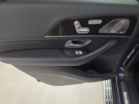 New 2026 Mercedes-Benz GLS 450 4MATIC image 12