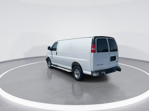 Used 2025 GMC Savana 2500 w/ Driver Convenience Package RWD image 7