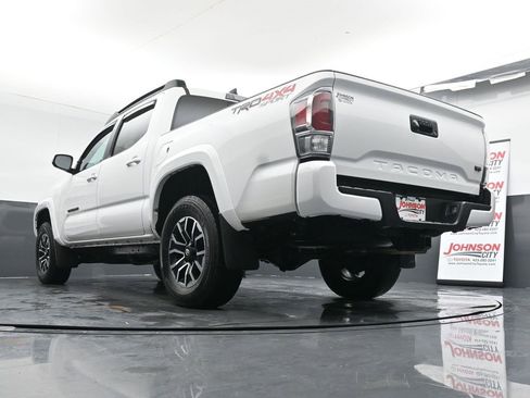 Used 2023 Toyota Tacoma TRD Sport image 37