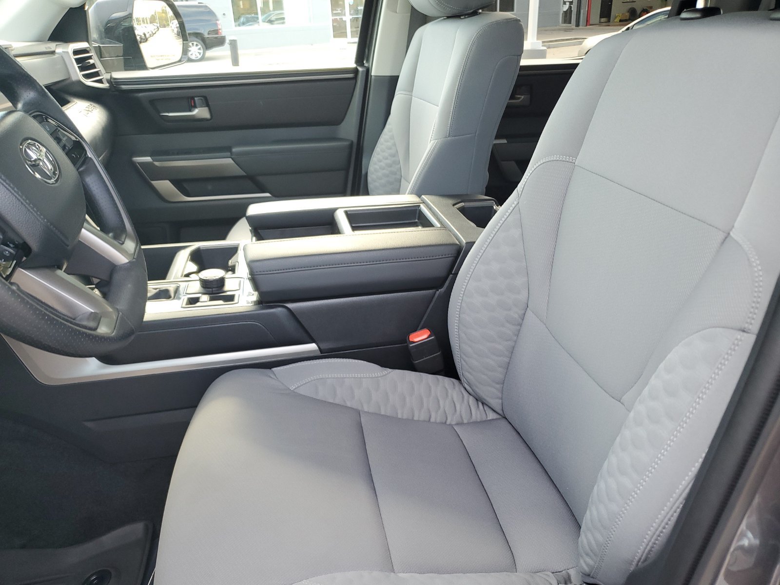Used 2024 Toyota Tundra SR5 w/ SR5 Convenience Package AWD/4WD image 16