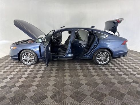 Used 2025 Honda Accord EX-L image 11