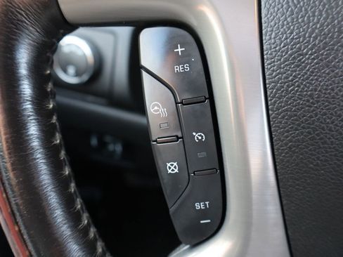 Used 2014 GMC Sierra 2500 Denali w/ Suspension Package, Off-Road image 31