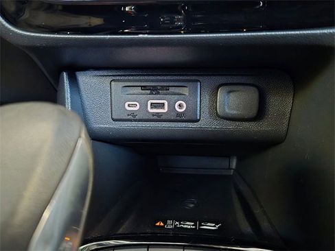 Certified 2023 Buick Encore GX Essence w/ Advanced Technology Package image 20