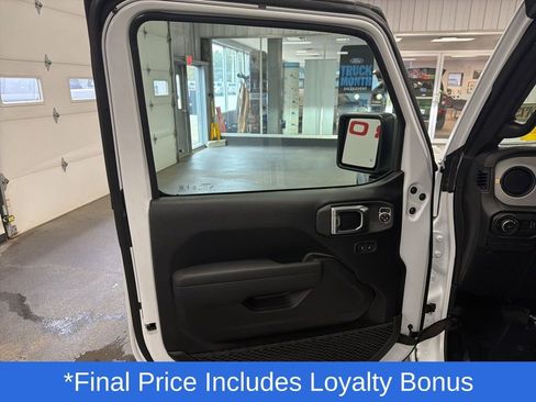 New 2026 Jeep Wrangler Willys AWD/4WD image 13