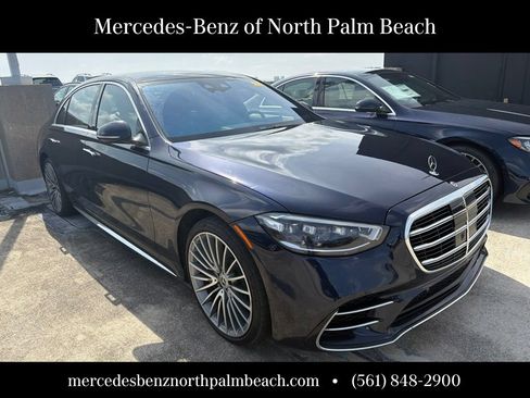 Used 2022 Mercedes-Benz S 580 4MATIC Sedan image 2