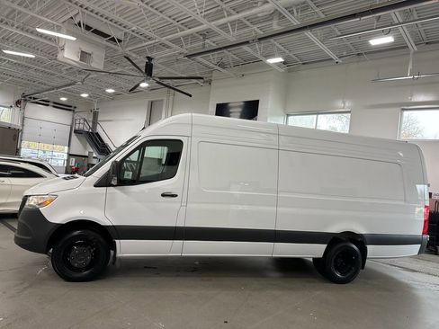 New 2025 Mercedes-Benz Sprinter 3500 image 2