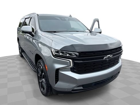 Used 2023 Chevrolet Suburban RST w/ Luxury Package AWD/4WD image 1