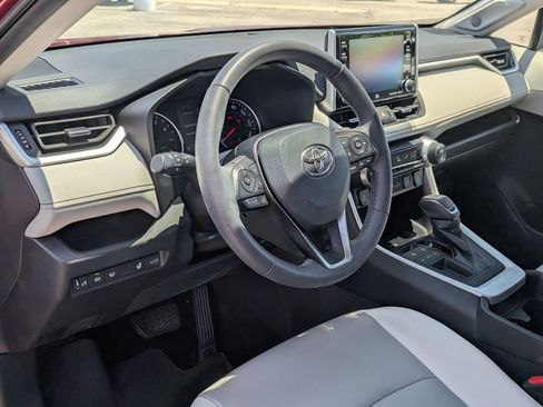 Used 2021 Toyota RAV4 XLE Premium FWD image 26