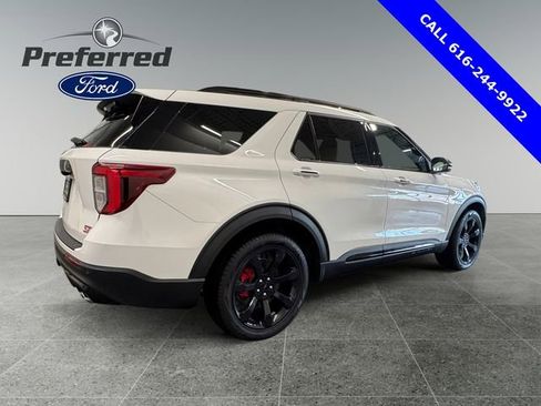 Used 2024 Ford Explorer ST w/ Equipment Group 401A image 17