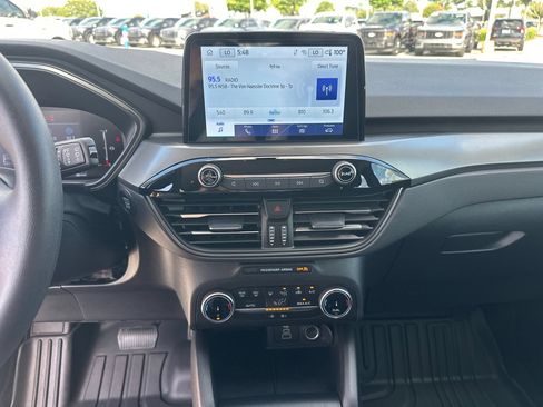 Certified 2025 Ford Escape Active FWD image 29