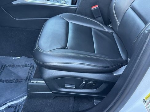 Used 2023 Ford Explorer XLT w/ Equipment Group 202A image 26