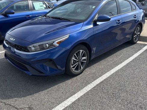 Used 2024 Kia Forte LXS FWD image 4