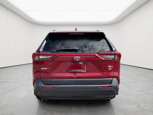 Used 2019 Toyota RAV4 XLE Premium w/ Cold Weather Package AWD/4WD image 11