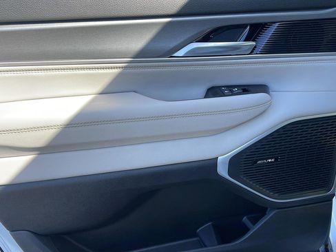 New 2026 Jeep Grand Wagoneer Limited AWD/4WD image 23