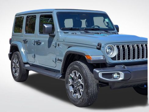 New 2026 Jeep Wrangler Unlimited Sahara AWD/4WD image 39