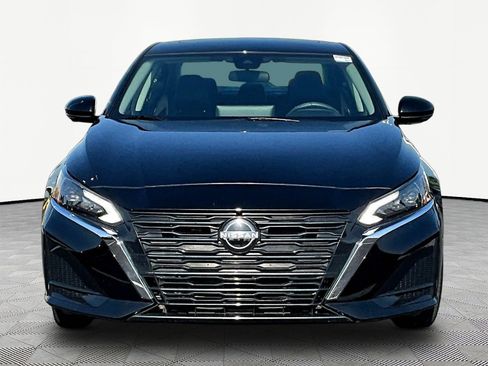 Used 2023 Nissan Altima 2.5 SL AWD/4WD image 2