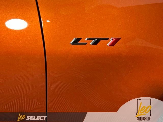 Used 2022 Chevrolet Camaro LT RWD image 9