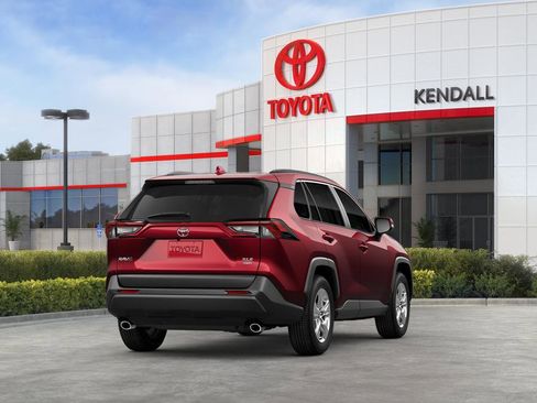 New 2025 Toyota RAV4 XLE image 39