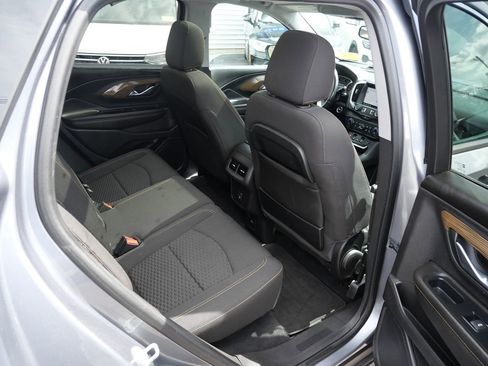 Used 2020 GMC Terrain SLE w/ Driver Convenience Package image 24