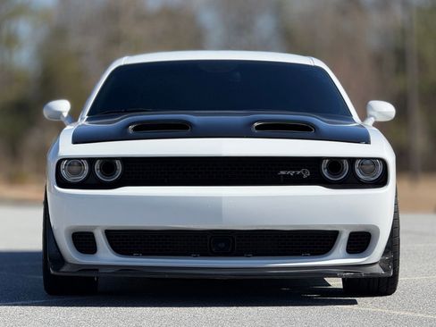 Used 2019 Dodge Challenger SRT Hellcat w/ Alcantara Appearance Package image 2