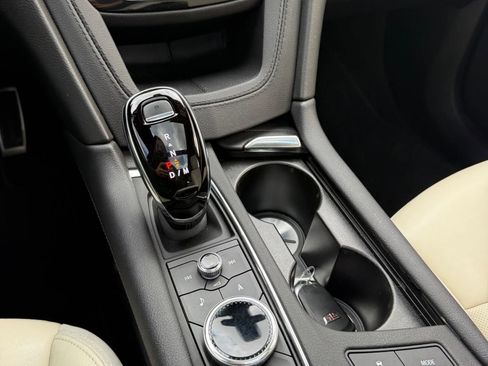 Used 2023 Cadillac XT6 Sport image 27