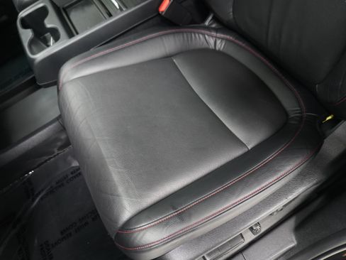 Used 2024 Honda Odyssey Sport image 11