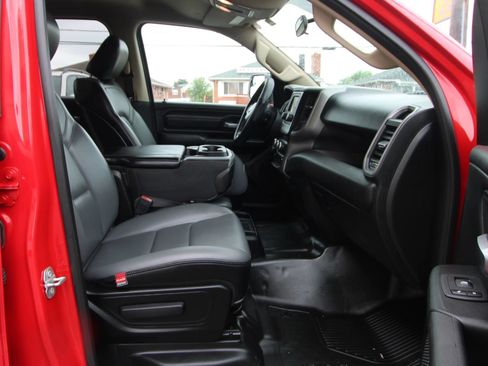 Used 2020 RAM 1500 Tradesman AWD/4WD image 9