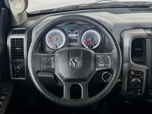 Used 2015 RAM 1500 Express AWD/4WD image 18