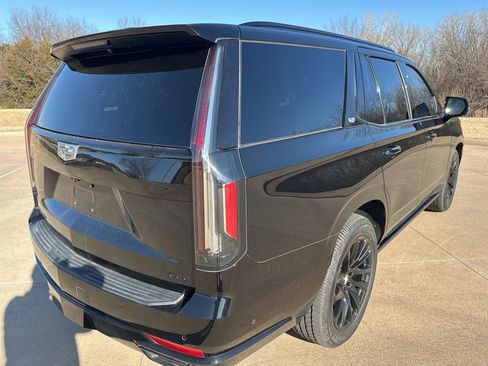 Certified 2023 Cadillac Escalade Sport Platinum image 5