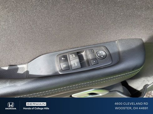 Used 2023 Dodge Challenger SXT w/ Blacktop Package image 13